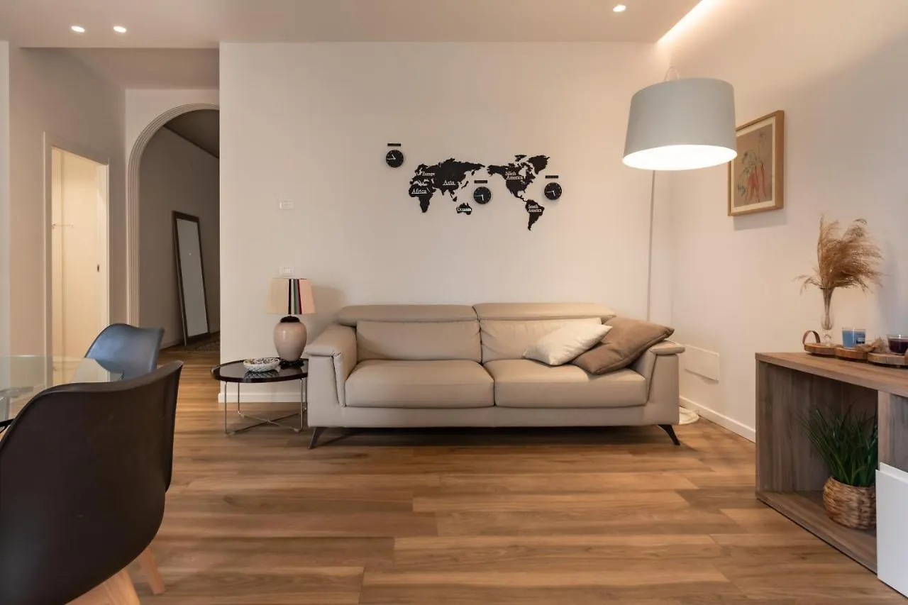 Terrazza Sull'Adige Self Check-In 24/7 Apartment Verona 0*,  Italy