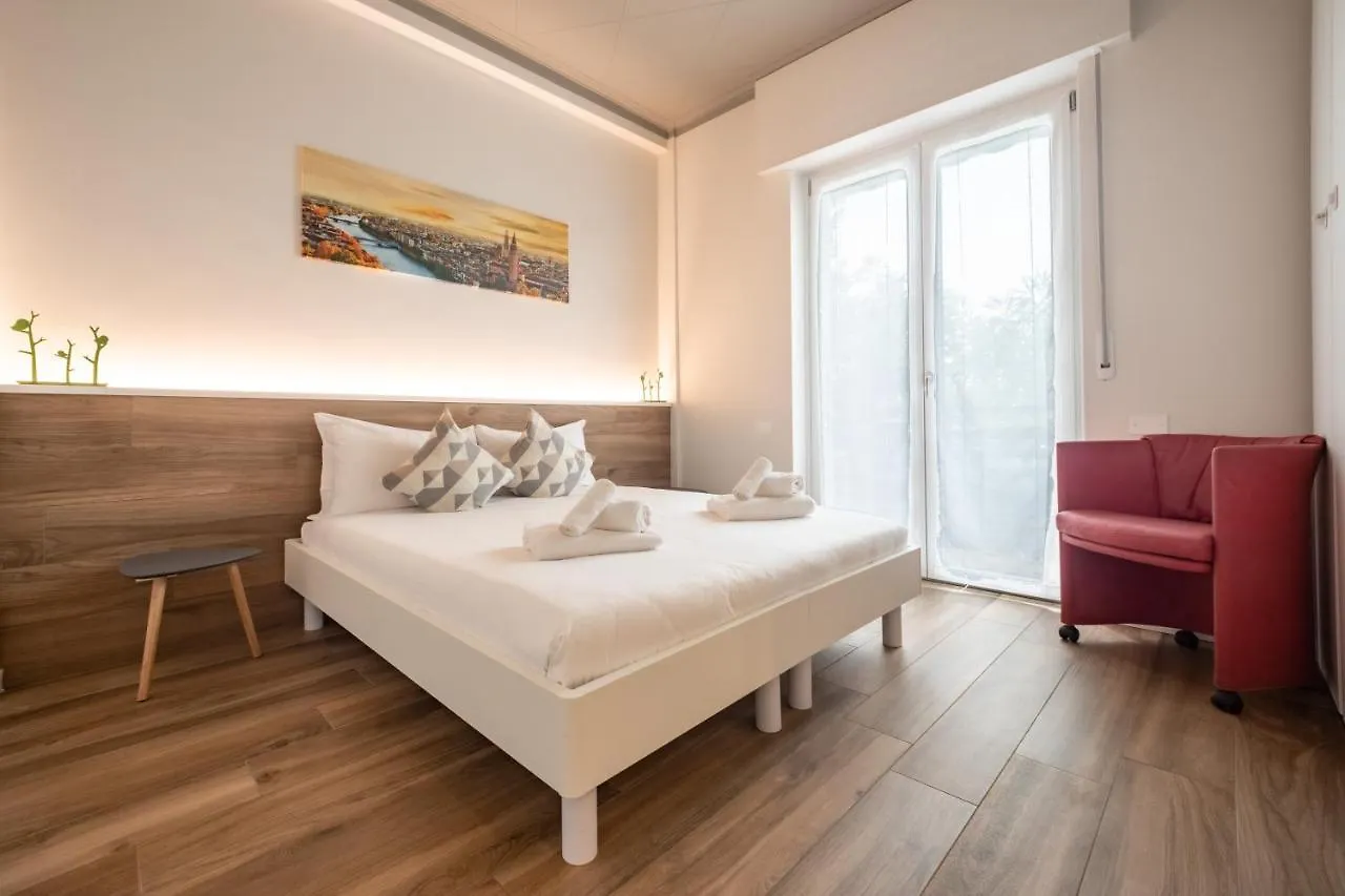 Terrazza Sull'Adige Self Check-In 24/7 Apartment Verona